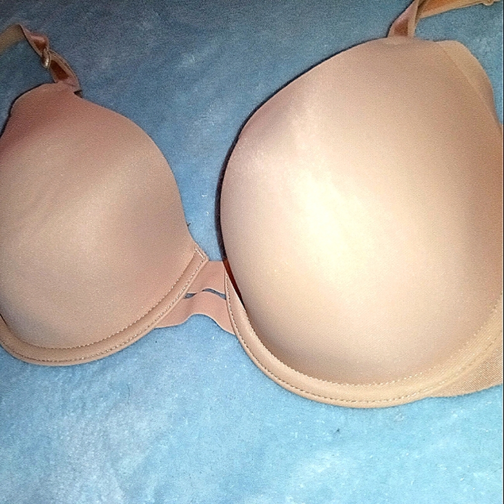 Warners beige beautiful ❤️ bra size 34c perfection fit stretchable comfortable